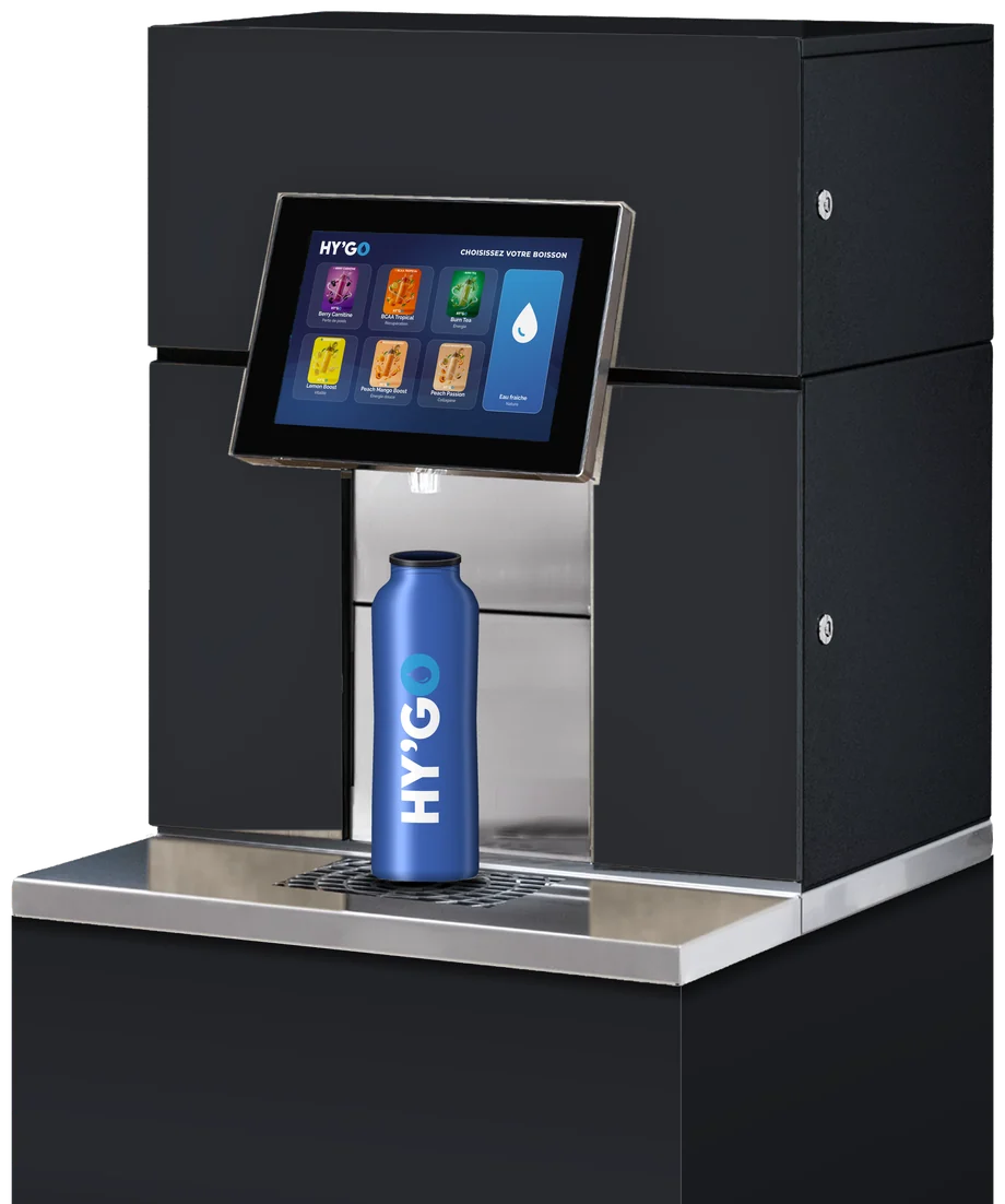 Station d'hydratation HY'GO avec une gourde HY'GO sous le bec de service